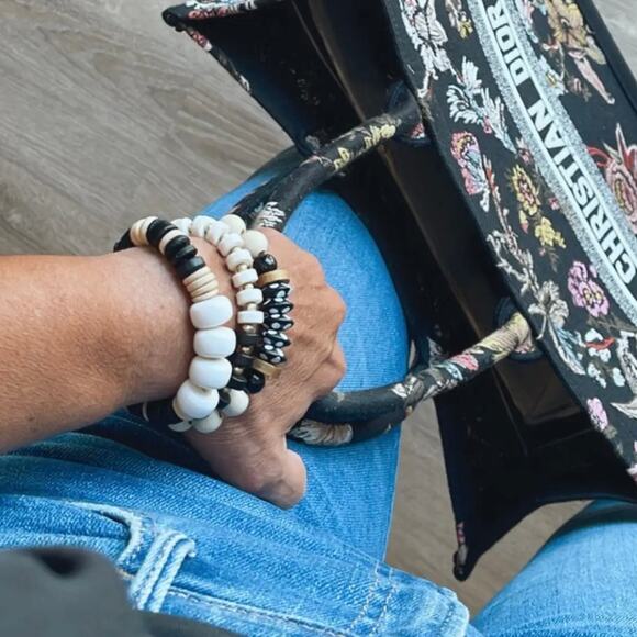 New Plunder "Alphabet" Wooden Letter Block Bracelet Set (6.5") - Picture 6 of 7